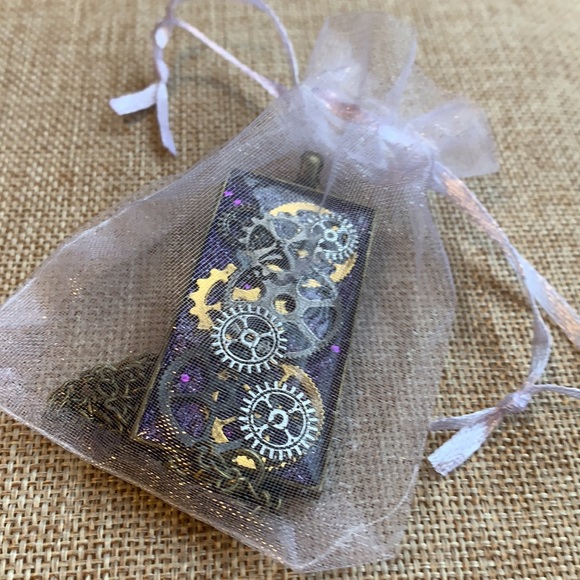 Steampunk layered Gears Necklace New Purple Handmade - Picture 9 of 9